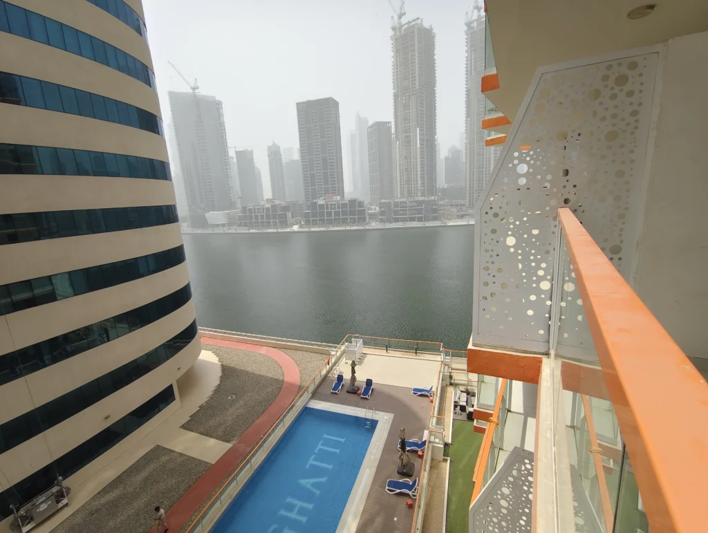 Millennium Binghatti Residences (7)